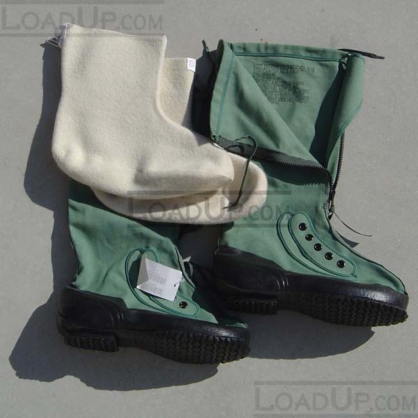 US Mukluk Boots N-1B w/Wool Insert Medium New